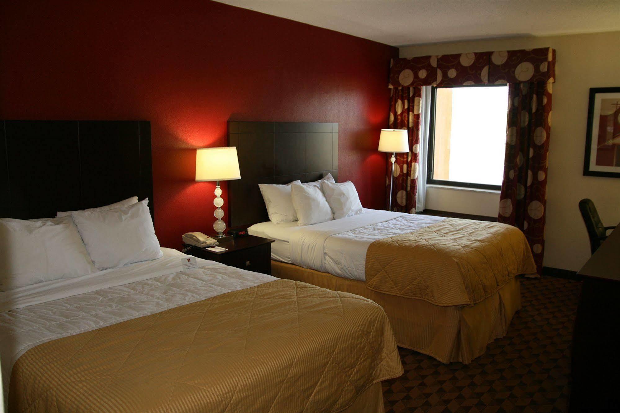 Red Roof Inn & Suites Cincinnati North-Mason Buitenkant foto